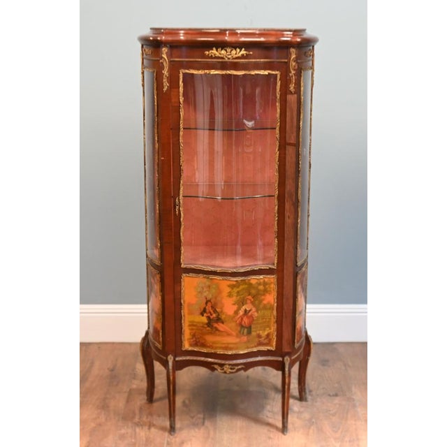 French Louis XV Revival Painted Display Cabinet, 1930 For Sale - Image 6 of 6