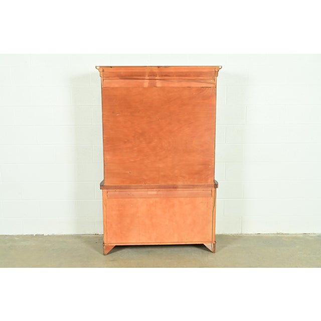 Baker Furniture Style Georgian Carved Mahogany Breakfront Bookcase Cabinet, Circa 1950s For Sale - Image 11 of 12
