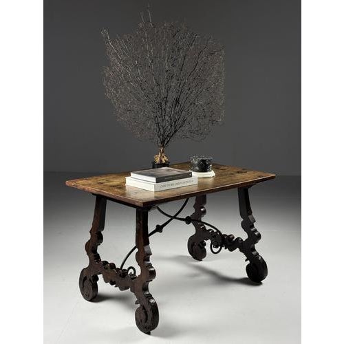 Antique Spanish Table in Walnut, 1700s For Sale - Image 16 of 18