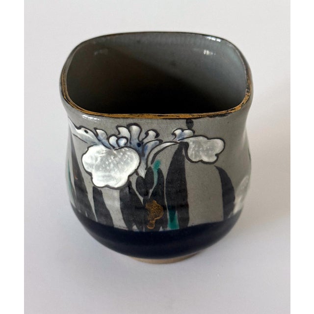 Art Deco Japanese Ceramic Teacup by Makuzu Kozan Meiji Period For Sale - Image 3 of 14