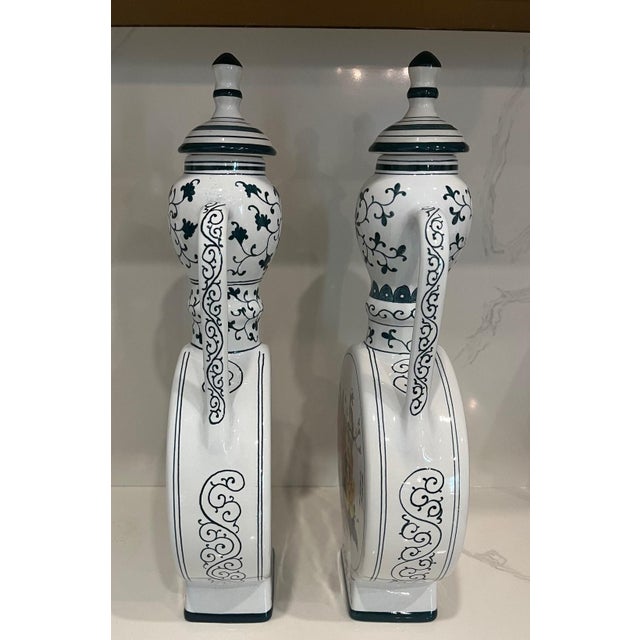 Vintage Pair of Floral Chinese Porcelain Moon Flasks (Urns, Vases) For Sale - Image 10 of 15