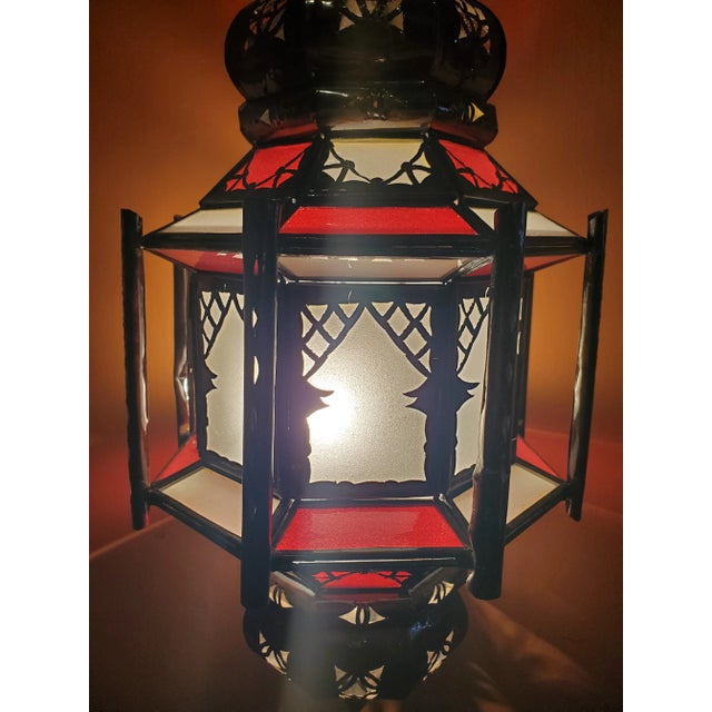 Medium Size Moroccan Frosty Glass Lantern in White / Red For Sale In Orlando - Image 6 of 8