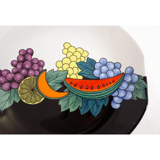 Large Tutti Frutti Serving Dish in Italian Earthenware, 1980 For Sale - Image 4 of 11
