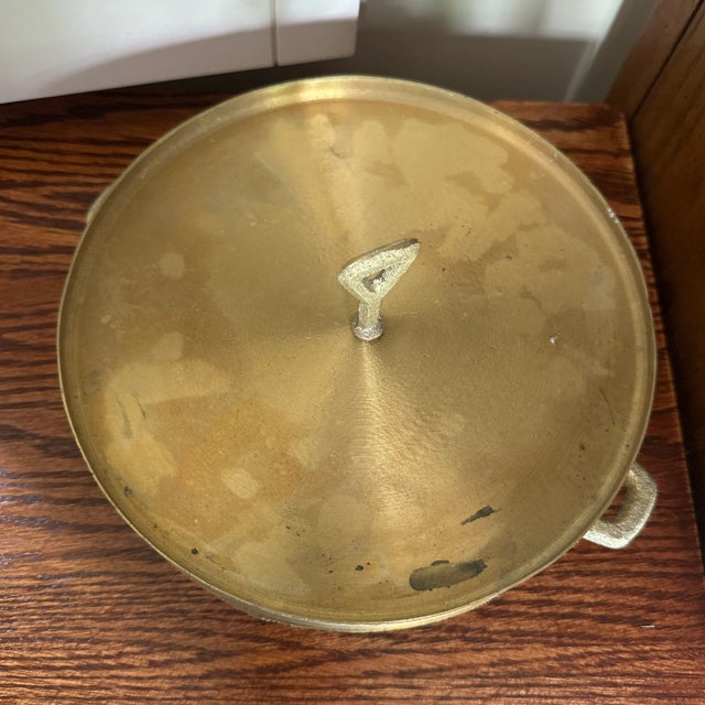 1980s 1980s Kuih Bahulu Mold Brass Vintage Kueh Baulu Mold Kitchen Decor For Sale - Image 5 of 9