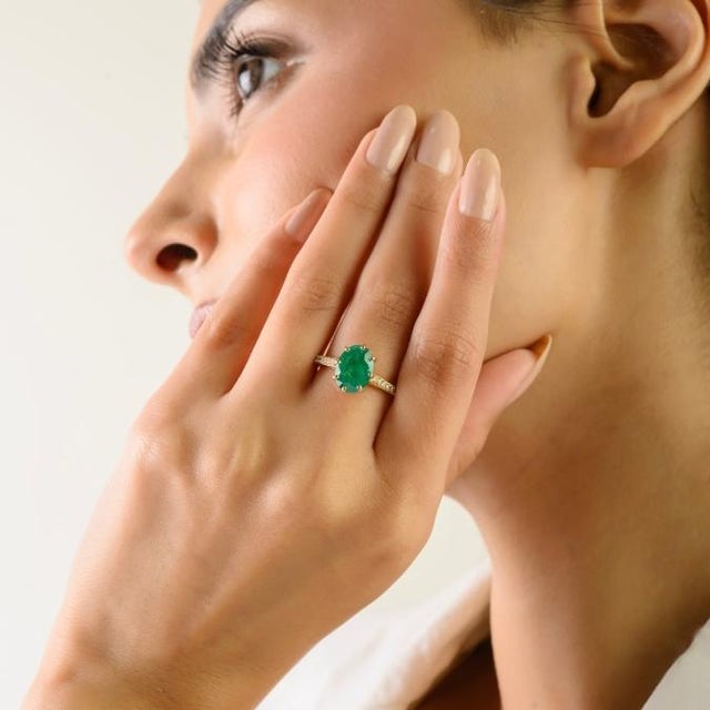 Metal Antique 8 Prong Set 2.68 Ct Emerald Diamond Ring in 14k Gold Size 5 For Sale - Image 7 of 15