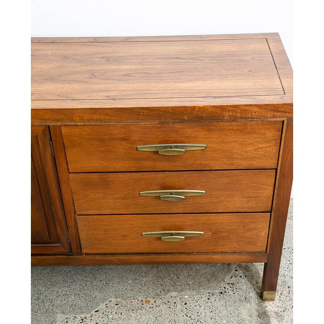 1960s Mid Century Modern Dresser Credenza 9 Drawer Stanley Walnut High Danish For Sale - Image 9 of 11