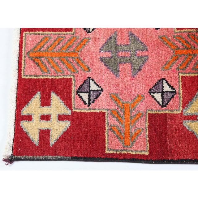 Art Deco Mid 20th Century Anatolian Hand Knotted Rug With Bold Geometric Motifs – 3' 11'' X 6' 2'' For Sale - Image 3 of 12