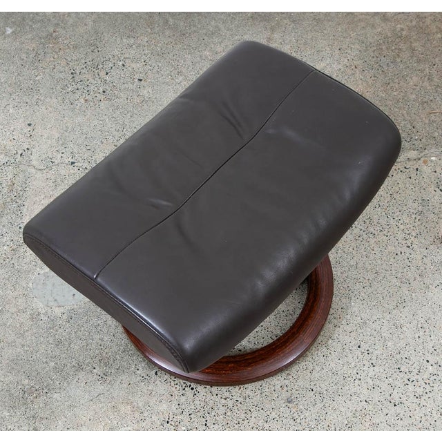 1960s 1960s Mid Century Danish Modern Ottoman Stool Brown Leather Attributed to Ekornes Metal Swivel MCM For Sale - Image 5 of 11