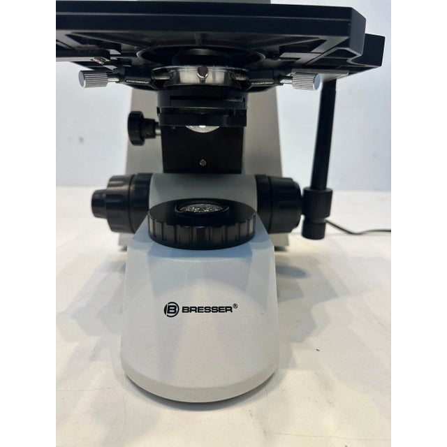 Binocular Laboratory Microscope from Bresser For Sale - Image 4 of 6