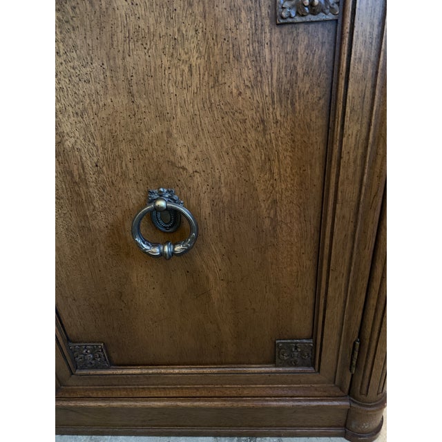 Brown 1960s Henredon French Regency Louis XVI Enfilade Credenza Buffet For Sale - Image 8 of 11