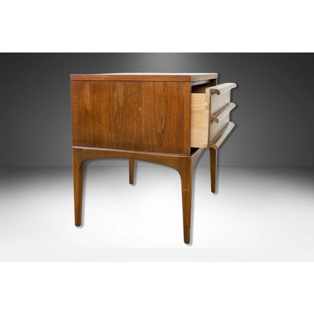 1960s Mid-Century Lane Rhythm Series Walnut Nightstand End Table For Sale In Baltimore - Image 6 of 9