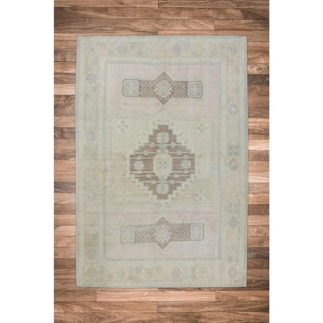 Turkish Vintage Anatolian Rug Hand Knotted Beige Blue 4'3" X 6'1" For Sale In Houston - Image 6 of 6