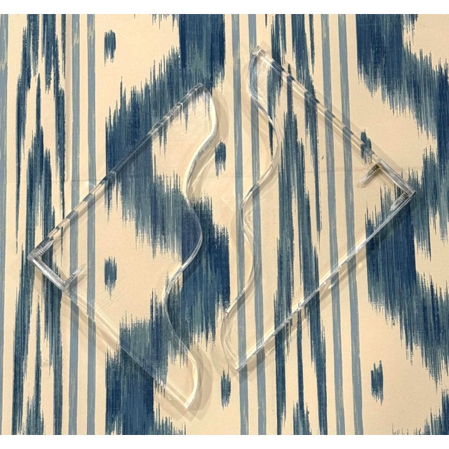 Mid 20th Century Vintage Chunky Lucite Scalloped Profile Wall Brackets For Sale - Image 5 of 9