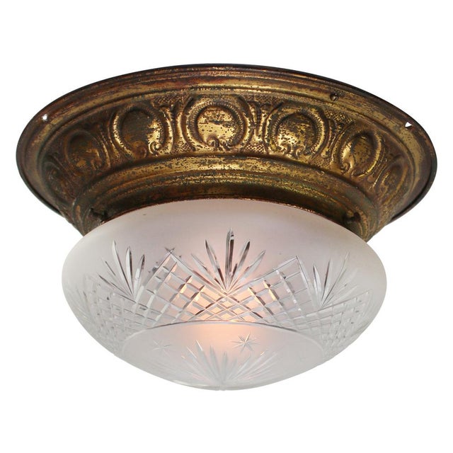 French frosted and clear, cut glass globe flush mount Brass glass holder E27 / E26 Up to 250V (Europe/UK Standard).The...