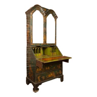 A George I Green Japanned and Parcel Gilt Lacquer Bureau Cabinet With Chinoiserie Decoration, 18th C. For Sale
