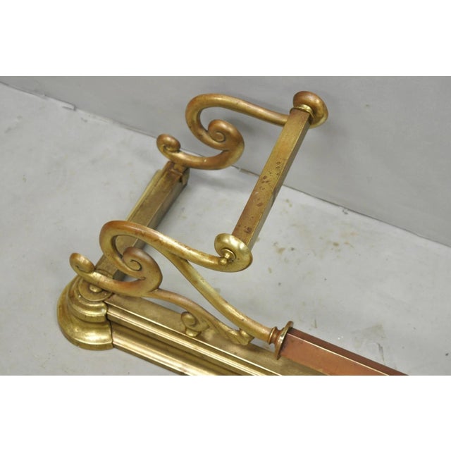 Antique Victorian Art Nouveau Patinated Brass Scrolling 51" Fireplace Fender For Sale In Philadelphia - Image 6 of 13