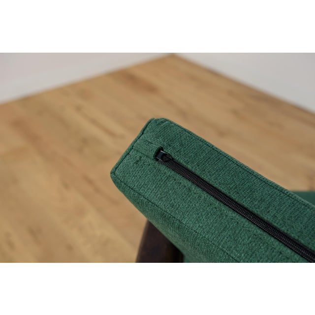 Set of Model 300-139 Chairs from Swarzędz Furniture Factory, 1960s For Sale - Image 13 of 17