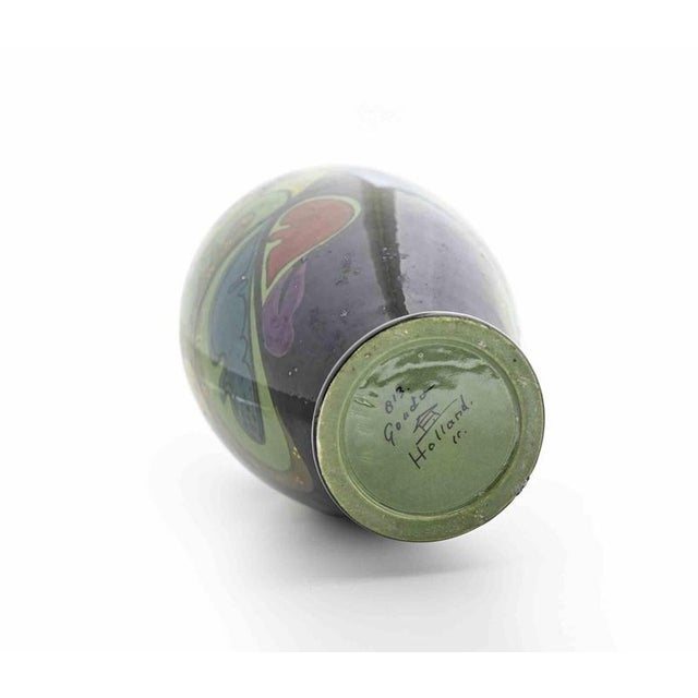 Art Nouveau Hand-Painted Gouda Vase in Ceramic For Sale - Image 4 of 5
