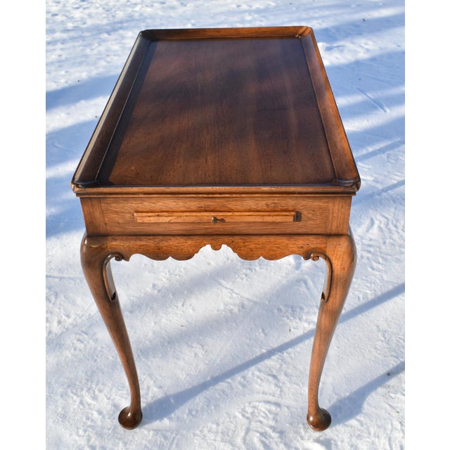 Wood Kittinger Co Mahogany Tea Table Vintage Queen Anne Scalloped Apron Candle Slides For Sale - Image 7 of 9