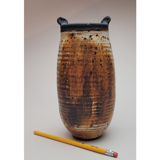 Mid 20th Century Pottery Vase by Vivika and Otto Heino For Sale - Image 5 of 15