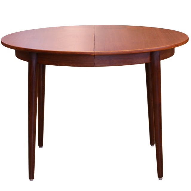 Round Danish Dining Table in Veneered Teak with Extension Leaves, 1960s For Sale