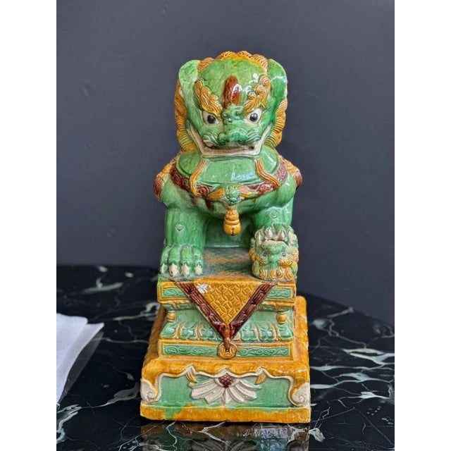 Green Pair of Late 19th Century Chinese Porcelain Foo Dogs For Sale - Image 8 of 12