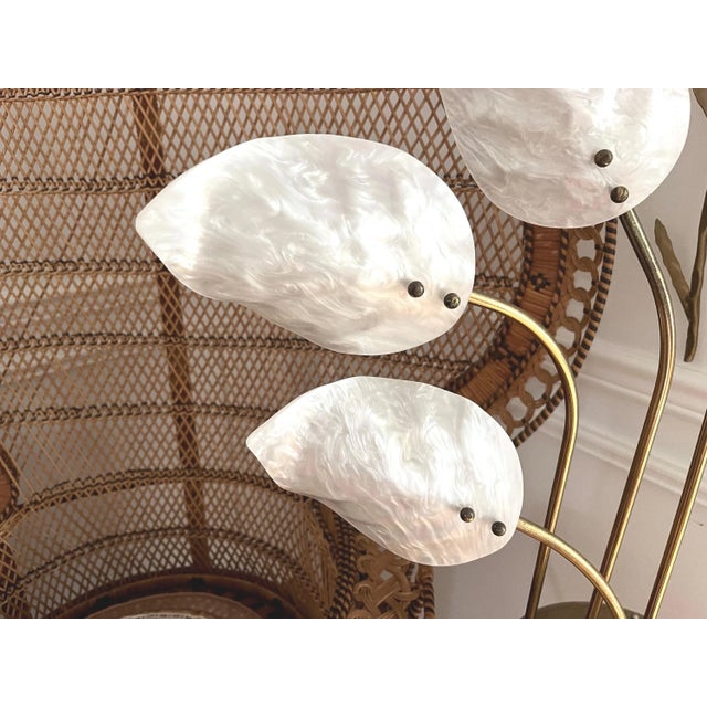 White Modern Lucite Leaves Accent Lamp For Sale - Image 8 of 18