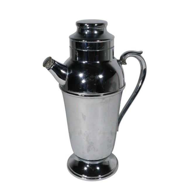 Chase Brass and Copper Company Mid 20th Century Art Deco Chrome Cocktail Shaker For Sale - Image 4 of 6