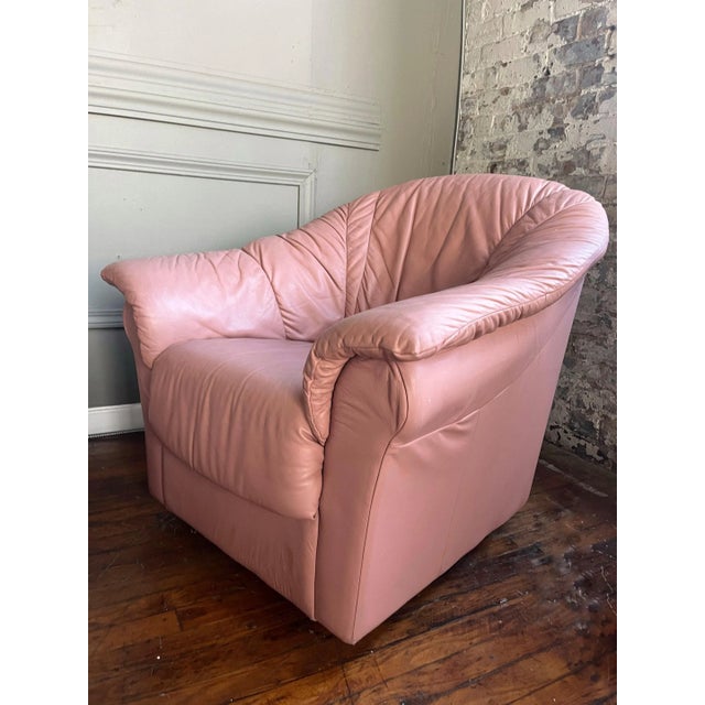 1980s Motivated Seller: 1980s Postmodern Pink Leather Swivel Chair For Sale - Image 5 of 11