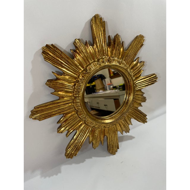 1960s Mid Century Italian Giltwood Sunburst Wall Mirror For Sale - Image 9 of 17