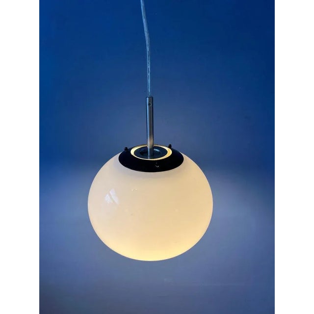 White Small White Space Age Mushroom Pendant Lamp For Sale - Image 8 of 11