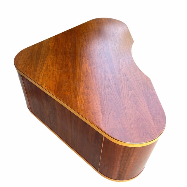 1940s Moderne Art Deco Fletcher Aviation Triangular Desk For Sale - Image 4 of 13