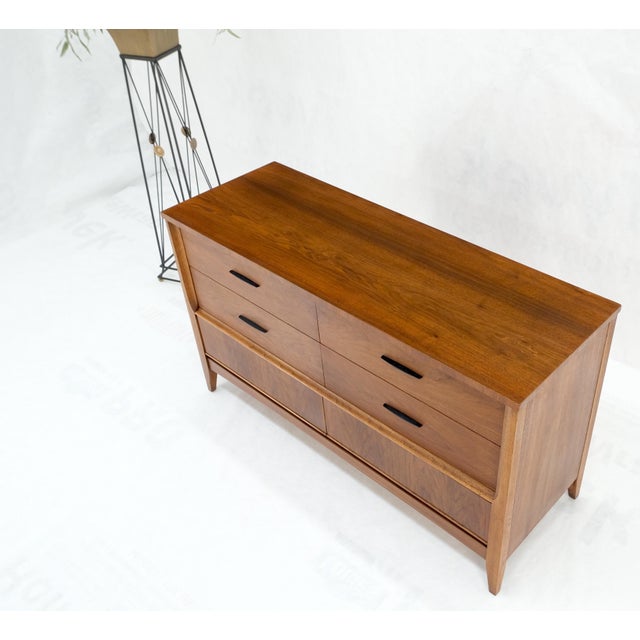 American Walnut Compact Mid-Century Modern Double Dresser 6 Drawers For Sale - Image 9 of 12