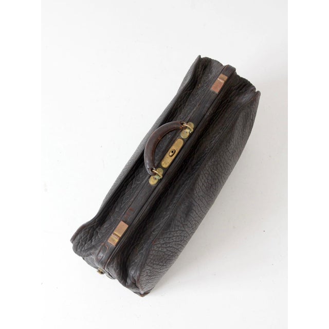 Antique 1920s Black Leather Suitcase With Brass Hardware For Sale - Image 4 of 14
