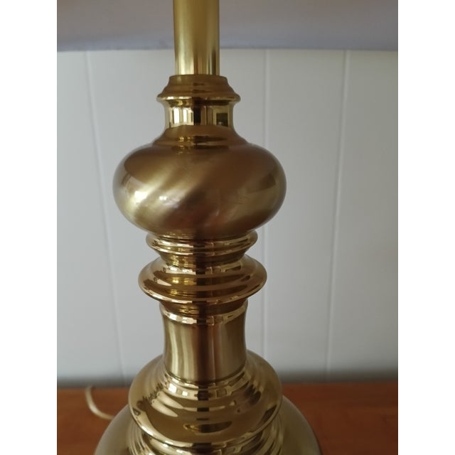 Modern Vintage Solid Brass Table Lamp With Square Shade – Classic Traditional Elegance For Sale - Image 3 of 12