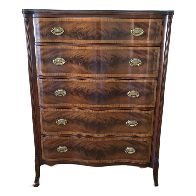 Early 20th C. Georgian Flame Mahogany Chest of Drawers For Sale