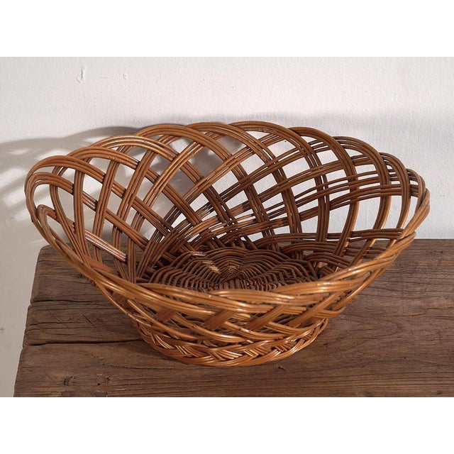 Antique hand-woven wicker basket (c.1920) Dimensions: Diameter: 45 cm Height: 16 cm Style: Rustic Materials and...