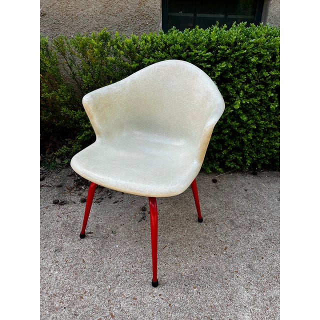 1960s Eames Era Fiberglass 1960s Shell Arm Chair For Sale - Image 5 of 7