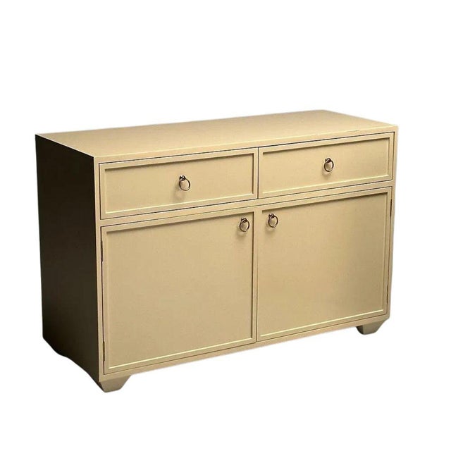 EJ Victor Pair of Cream Lacquer Cabinets With Brass Detail, E. J. Victor for Jack Phillips For Sale - Image 4 of 4
