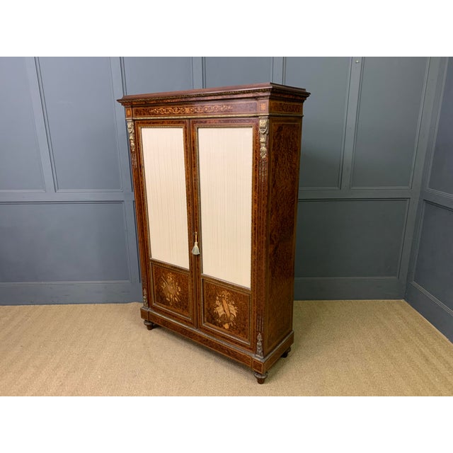 Antique French Inlaid Mahogany and Amboyna Bookcase, 1880, in Very Good conditions. Designed before 1890
