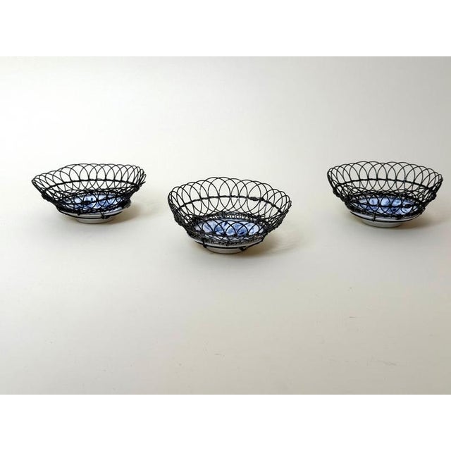19th Century Porcelain Wire Bowls attributed to Meissen, Germany, Set of 3 For Sale - Image 3 of 16