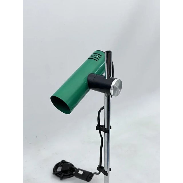 Mid-Century Modern Vintage Adjustable Chrome and Green Lacquer Table Lamp by Goffredo Reggiani, Italy, 1970s For Sale - Image 3 of 10