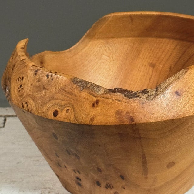 Vintage Studio Art Hand Turned Burl Wood Live Edge Bowl For Sale In Philadelphia - Image 6 of 10