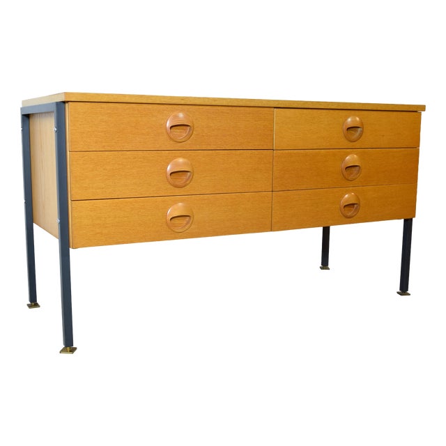 Mid-Century Modern Chest of Drawers by Joachim Nebelung for VEB Deutsche Werkstätten, 1970s For Sale
