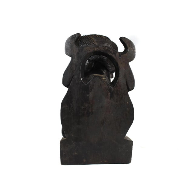 Ebony Vintage Early 20th Century Hand Carved Hardwood Pacific Islands Igorot Tribal Man & Woman Bust Bookends - Set of 2 For Sale - Image 8 of 13