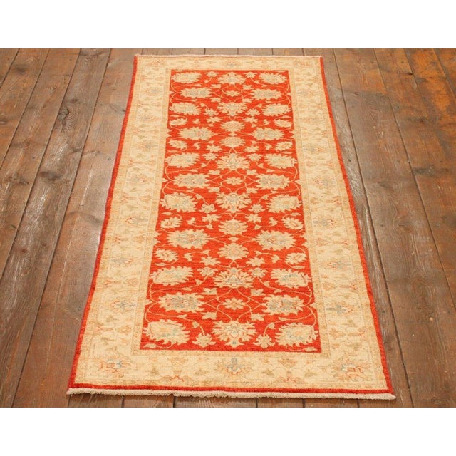 Middle Eastern Rug in Wool For Sale - Image 3 of 11