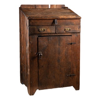 Early American Primitive Pine Standing Clerk’s Desk and Cabinet For Sale