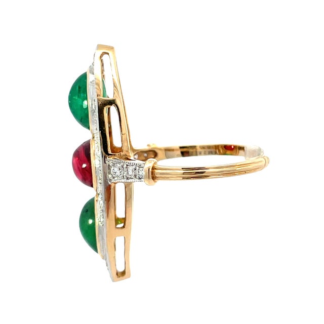 Metal 1960s 14k Yellow Gold Burmese No-Heat Red Spinel, Emerald & Diamond Ring, Size 6.5 For Sale - Image 7 of 13