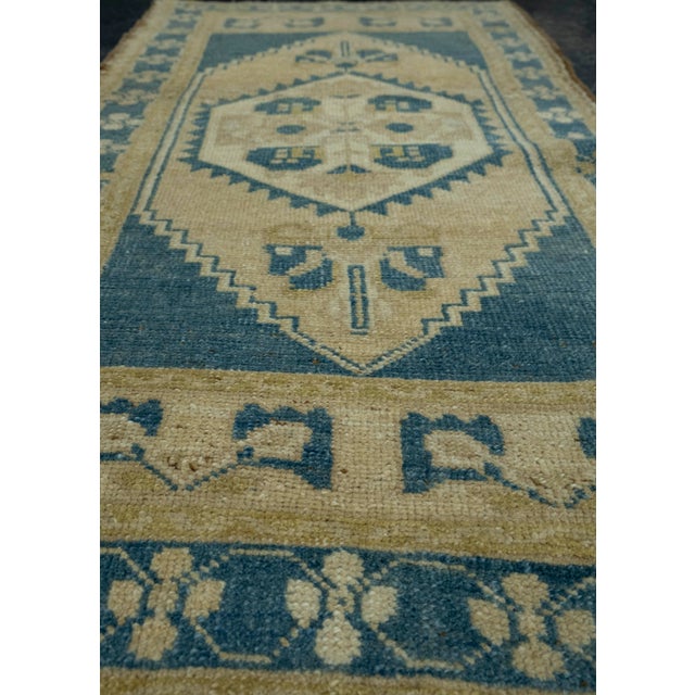 Turkish Mini Rug Oriental Hand Knotted Vintage Rug 1'10" x 3'7" #16427 For Sale In Houston - Image 6 of 8