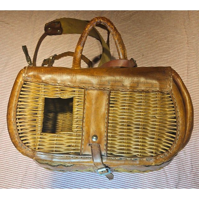 Fishing Creel With a Rexall and Company Line "Nippers" For Sale In Charlotte - Image 6 of 12